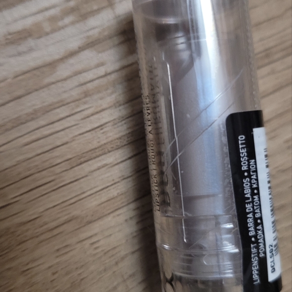 NYX Chill Chill DUO Chromatic Lipstick 5/$13 DCLS02 Bundle Save - Picture 8 of 13